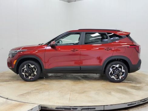 New 2026 Kia Seltos S image 9