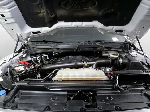 Used 2021 Ford F150 Platinum w/ Trailer Tow Package image 32