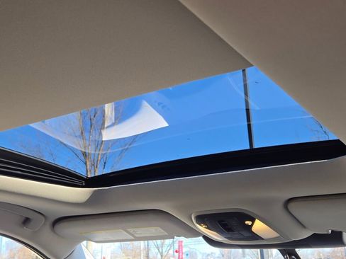 Used 2025 INFINITI QX60 Pure image 11