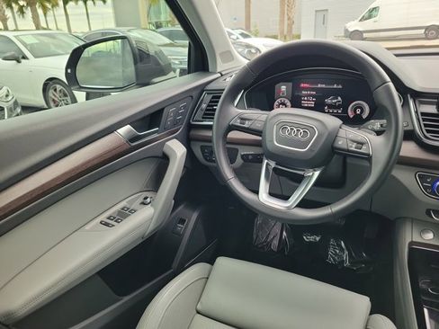 Certified 2022 Audi Q5 2.0T Premium Plus w/ Premium Plus Package image 13