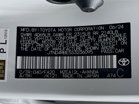 Certified 2025 Toyota Corolla SE image 29