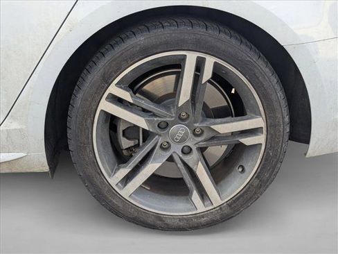 Used 2017 Audi A4 2.0T Premium Plus w/ Premium Plus Package image 9