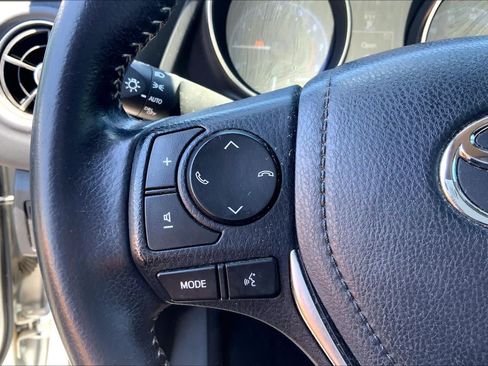 Used 2018 Toyota Corolla iM FWD image 24