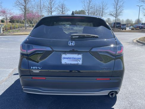 Certified 2024 Honda HR-V Sport image 8