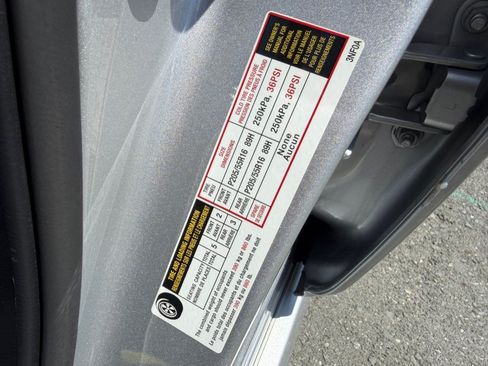 Used 2025 Nissan Leaf S FWD image 56