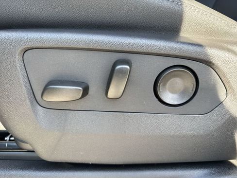 New 2026 GMC Sierra 3500 SLT w/ SLT Premium Package image 12