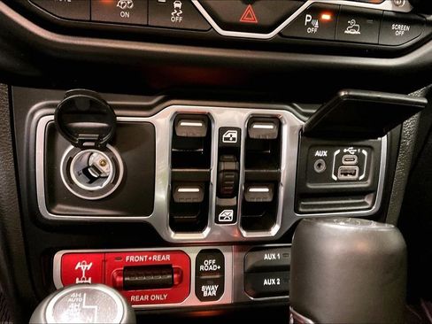 Used 2023 Jeep Wrangler Unlimited Rubicon 392 w/ Trailer Tow Package image 30