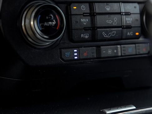 Used 2015 Ford F150 Lariat w/ Equipment Group 502A Luxury image 22