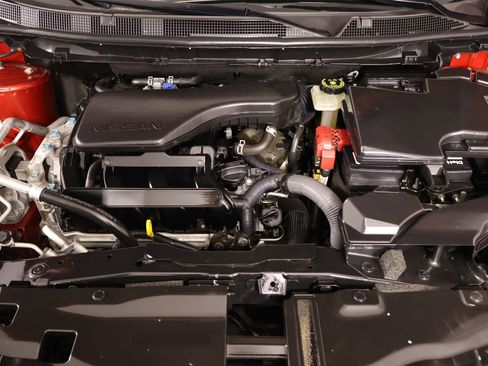 Used 2019 Nissan Rogue Sport SV image 18