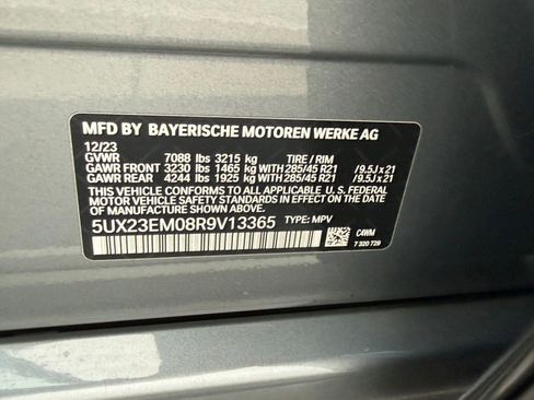Certified 2024 BMW X7 xDrive40i image 18