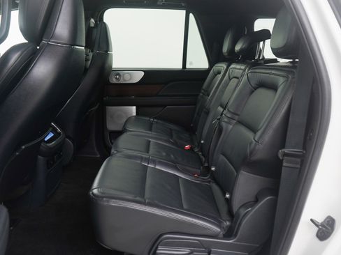 Used 2024 Lincoln Navigator L Reserve w/ Equipment Group 201A image 17