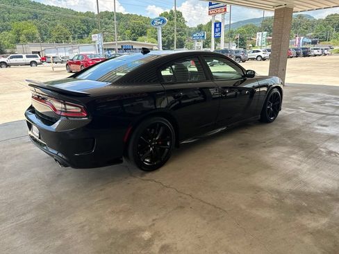 Used 2023 Dodge Charger GT w/ Plus Group RWD image 4