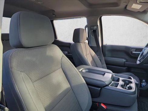 Used 2022 Chevrolet Silverado 1500 Custom image 15