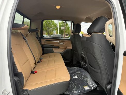 Used 2021 RAM 1500 Big Horn AWD/4WD image 10
