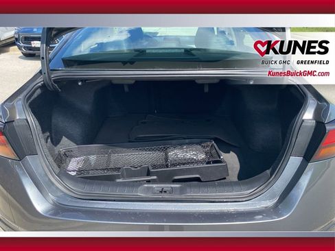 Used 2024 Nissan Altima 2.5 SR image 29