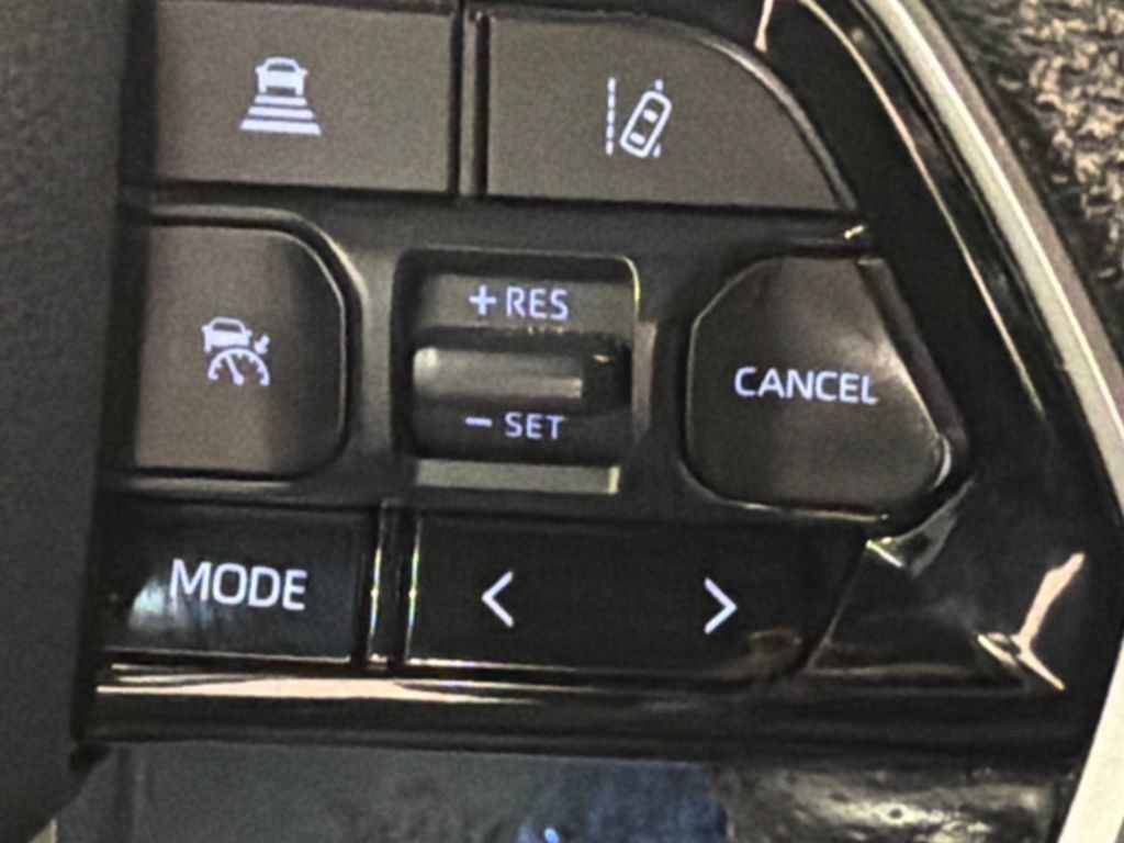 Used 2022 Toyota Tundra Platinum AWD/4WD image 20