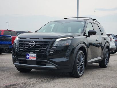 New 2026 Nissan Pathfinder SL w/ SL Premium Package