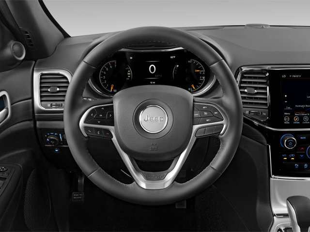 Used 2022 Jeep Grand Cherokee Altitude AWD/4WD image 8