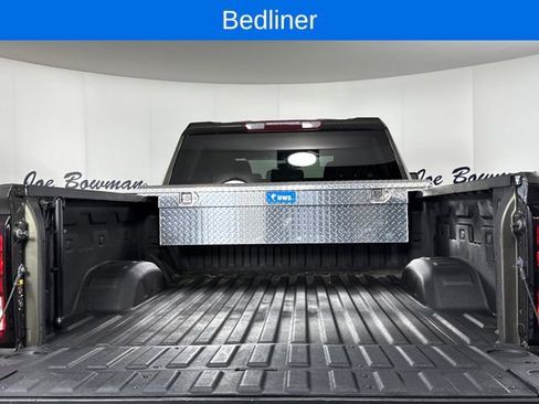 Used 2023 GMC Sierra 2500 SLE w/ SLE Value Package; image 9