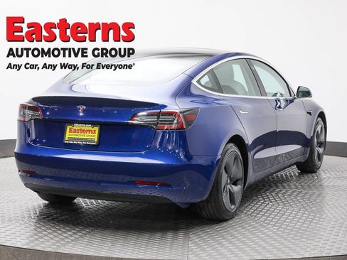 Used 2020 Tesla Model 3 Standard Range Plus image 5