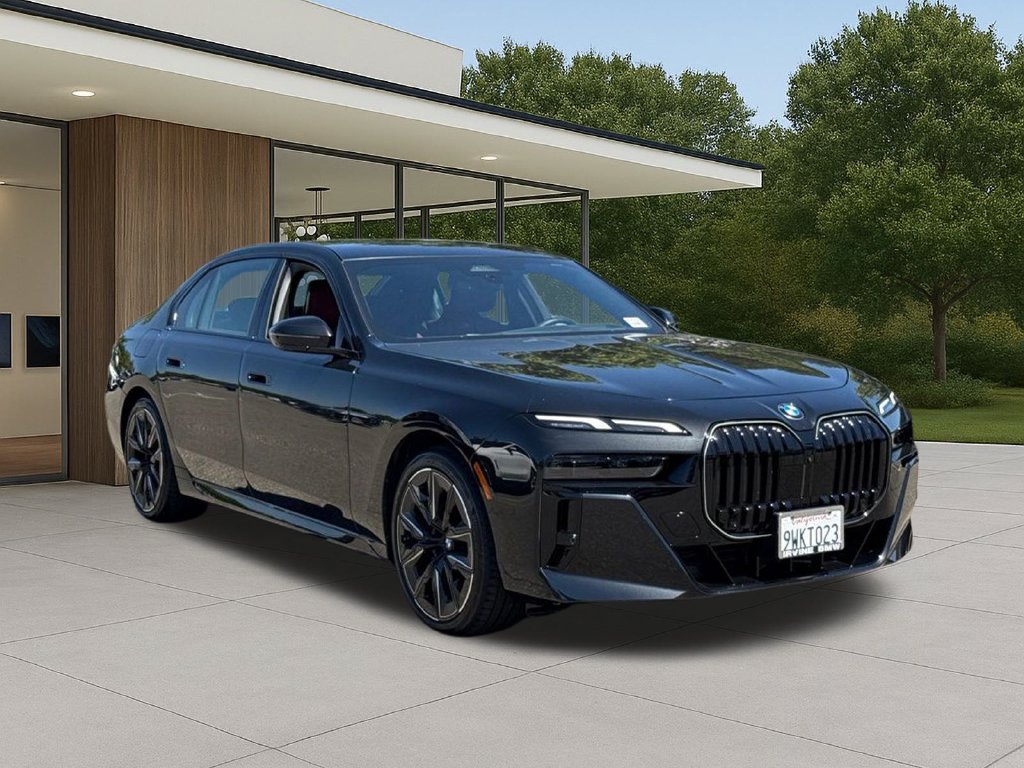 Used 2026 BMW 740i w/ Premium Package RWD image 6