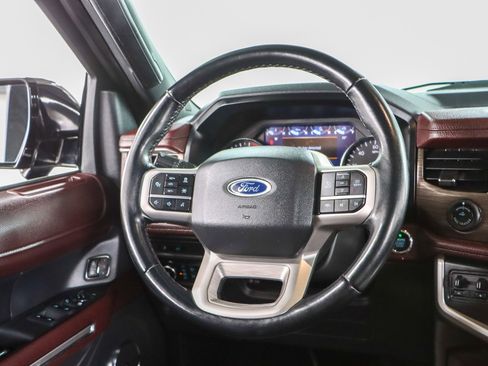 Used 2023 Ford Expedition Max Limited AWD/4WD image 13