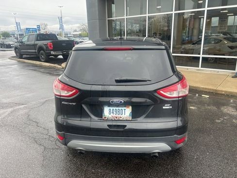 Used 2015 Ford Escape SE image 9