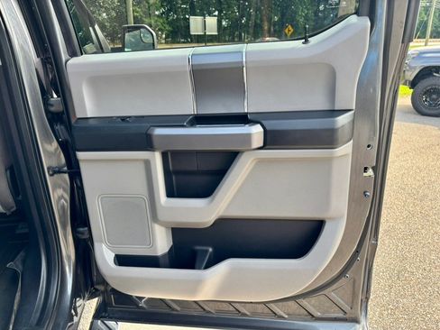 Used 2018 Ford F150 XLT w/ Equipment Group 302A Luxury AWD/4WD image 20