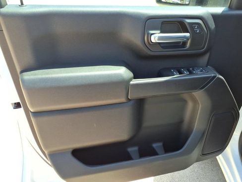 Used 2025 Chevrolet Silverado 2500 W/T w/ WT Convenience Package AWD/4WD image 17