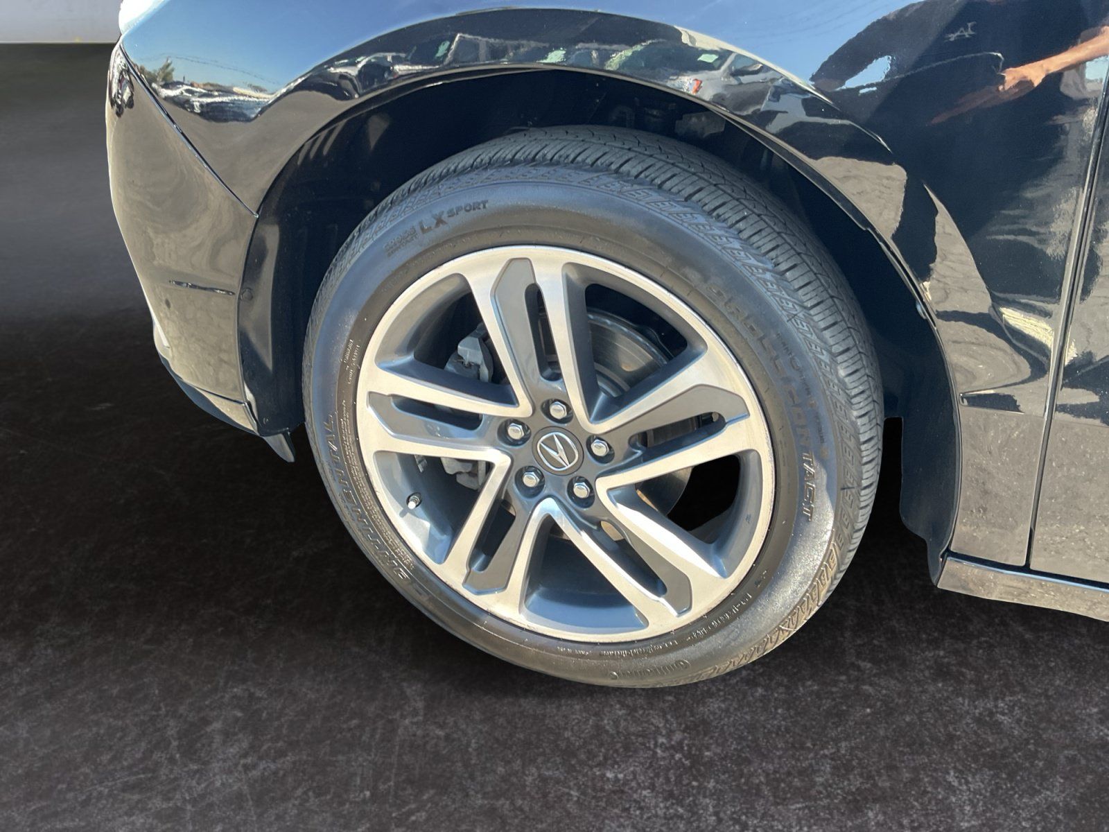 Used 2017 Acura MDX w/ Advance Package AWD/4WD image 9