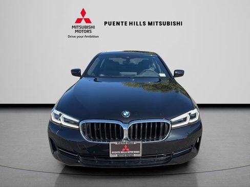 Used 2023 BMW 530i w/ Convenience Package RWD image 2
