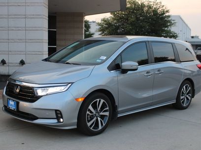 Used 2024 Honda Odyssey Touring