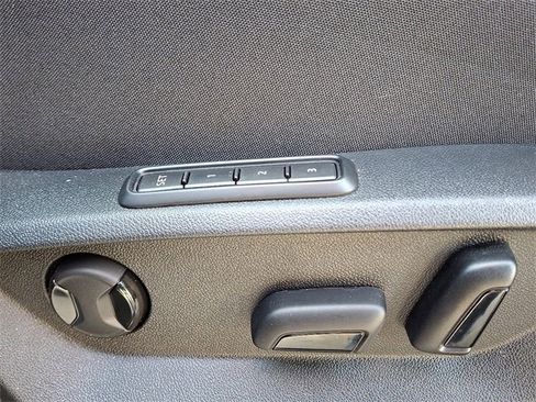 Used 2024 Volkswagen Atlas SEL Premium R-Line image 26