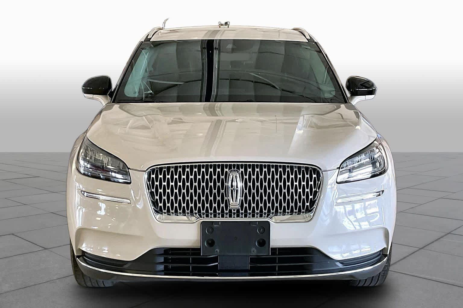 Used 2022 Lincoln Corsair FWD w/ Equipment Group 101A image 3
