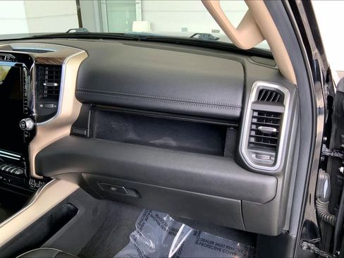 Used 2019 RAM 1500 Laramie image 19