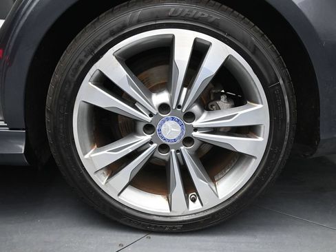 Used 2014 Mercedes-Benz E 350 Sedan image 22