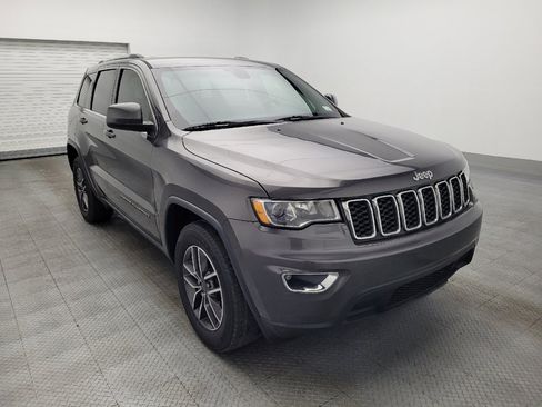 Used 2019 Jeep Grand Cherokee Laredo w/ Laredo X Package image 13
