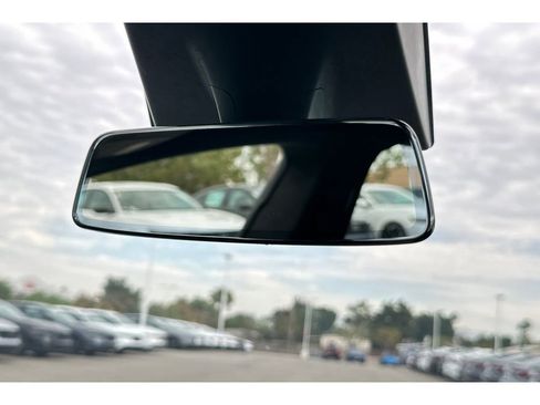 Used 2018 Tesla Model S 75D image 24