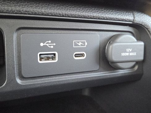 Used 2025 Honda Pilot Elite image 33