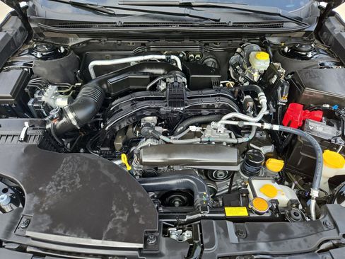 Used 2025 Subaru Outback Premium image 32