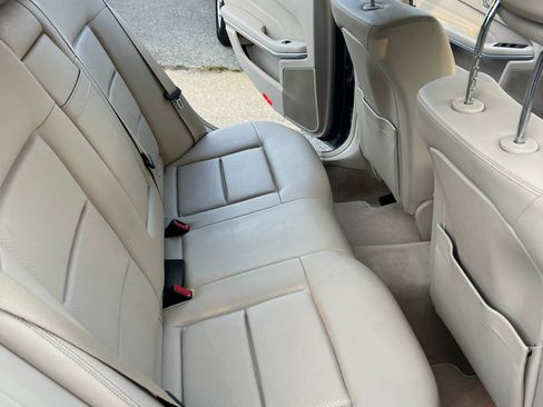Used 2014 Mercedes-Benz E 350 Sedan image 10
