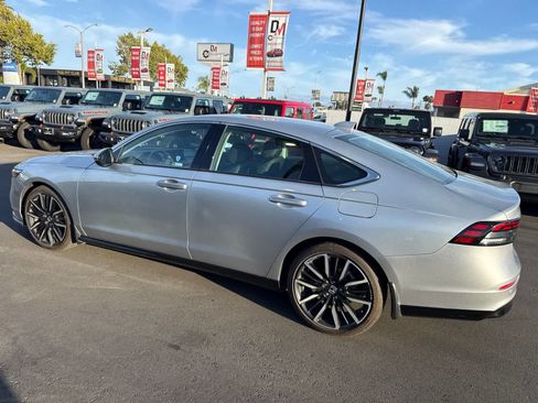 Used 2024 Honda Accord Touring image 15