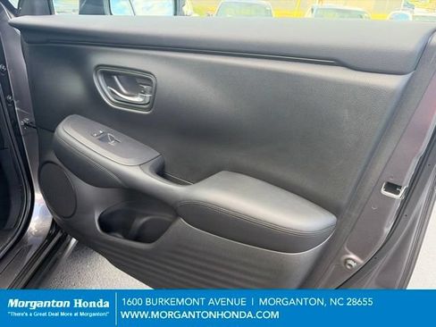 Used 2024 Honda HR-V LX image 34