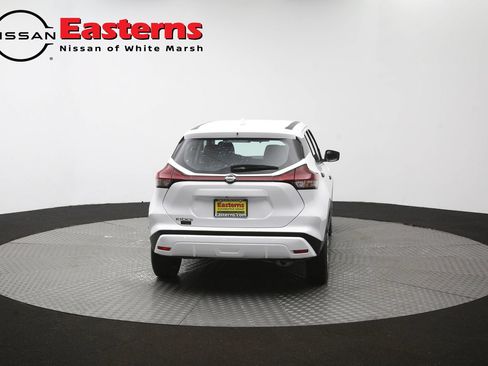 Used 2023 Nissan Kicks S FWD image 40