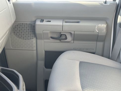 New 2025 Ford E-450 and Econoline 450 Super Duty w/ Interior Upgrade Package image 20