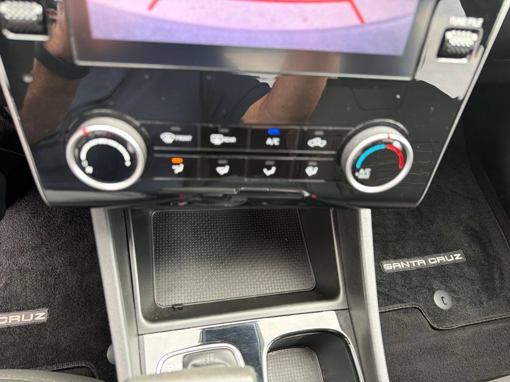 Used 2023 Hyundai Santa Cruz SE FWD image 14