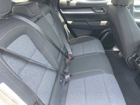 New 2026 GMC Terrain Elevation w/ Technology Package II FWD image 24