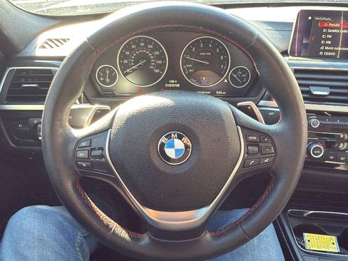 Used 2018 BMW 330e RWD image 17