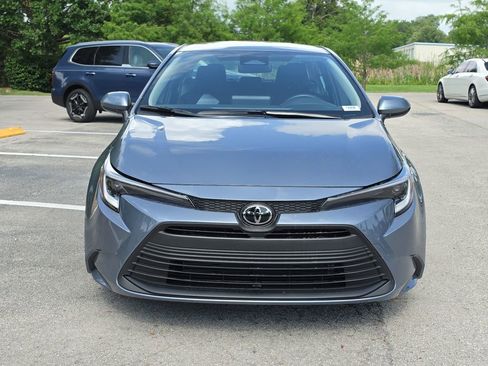 New 2026 Toyota Corolla LE w/ LE Premium Package FWD image 2