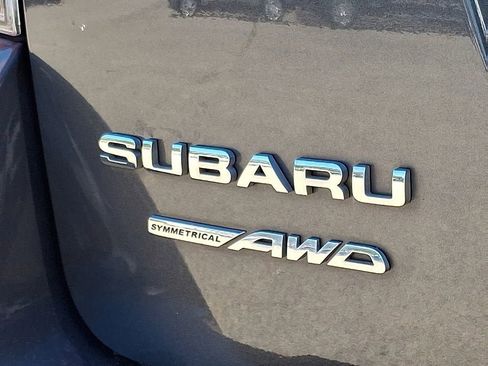 Used 2023 Subaru Crosstrek 2.0i Premium AWD/4WD image 32